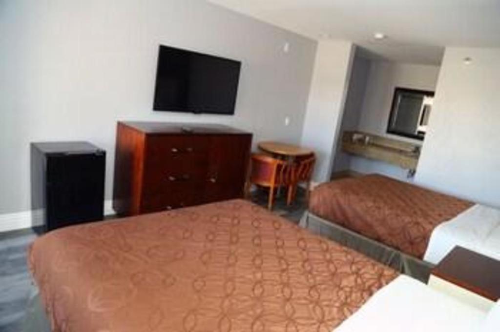 Grand Park Inn Baldwin Park Eksteriør bilde