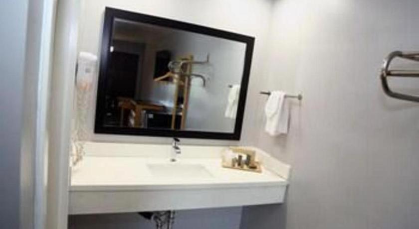 Grand Park Inn Baldwin Park Eksteriør bilde