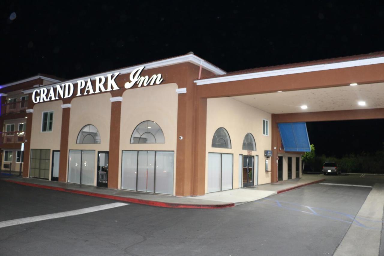 Grand Park Inn Baldwin Park Eksteriør bilde