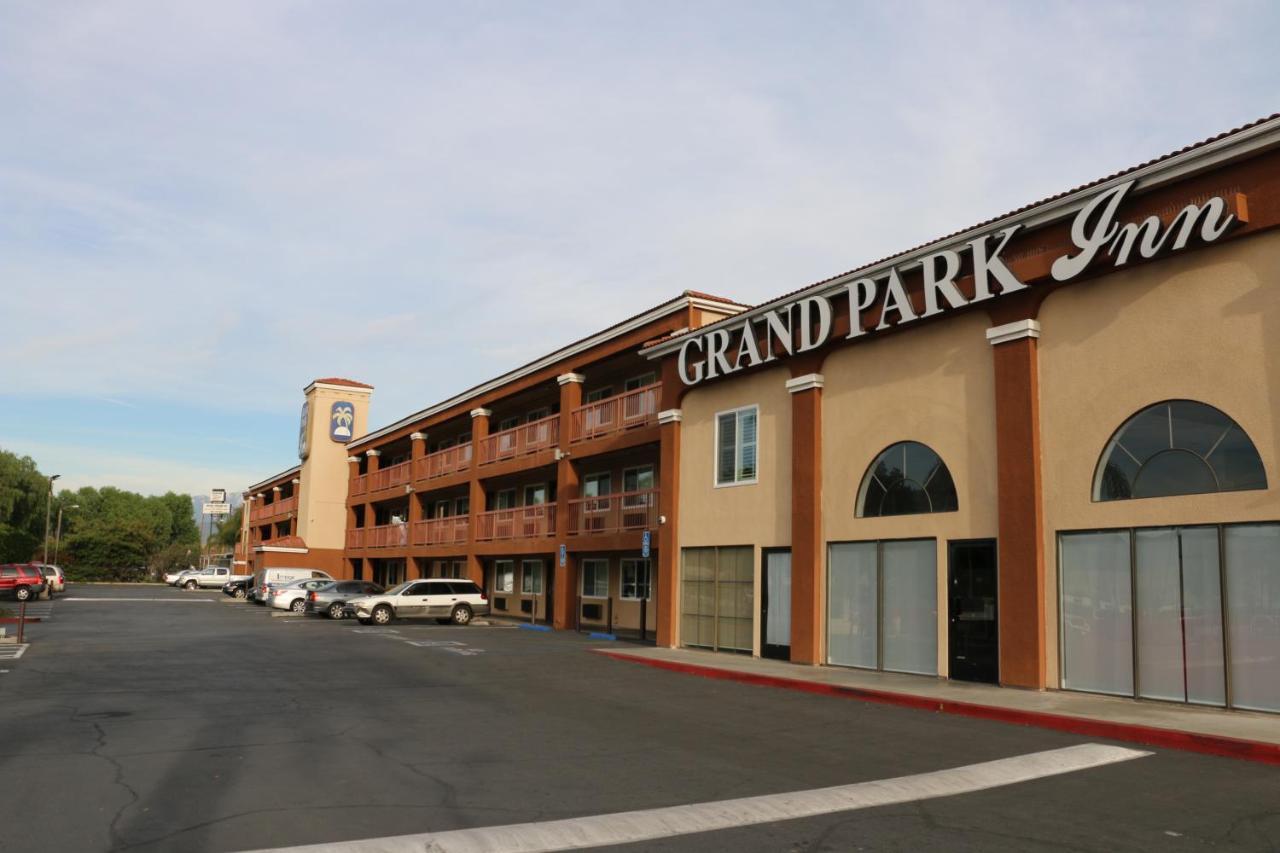 Grand Park Inn Baldwin Park Eksteriør bilde